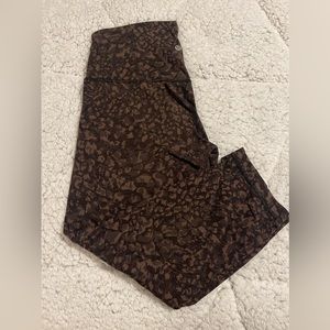 Lululemon Align High Rise Crop 21” Animal Print Size 12